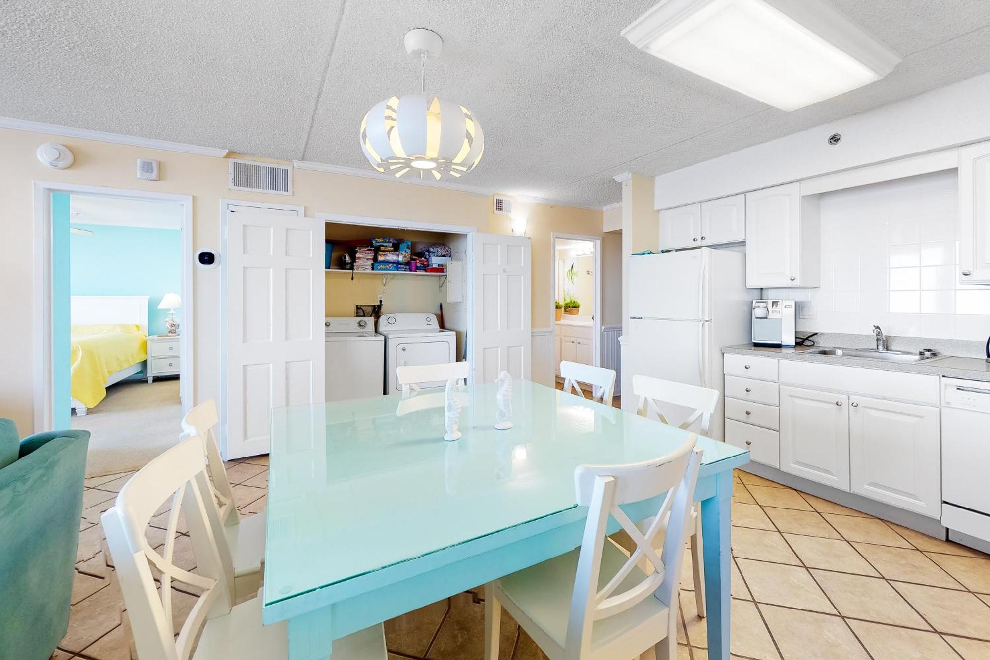 Carousel Condos آوشين سيتي الغرفة الصورة